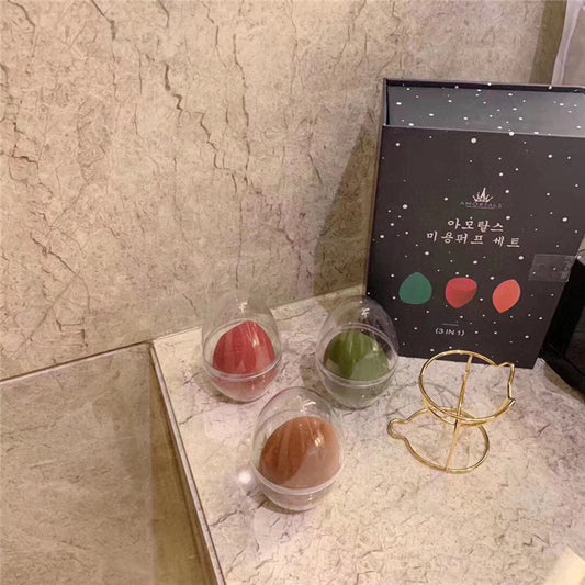 Wet and dry make-up eggs
